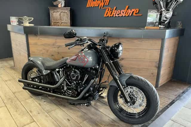 Harley-Davidson Softail Slim (2016) thumbnail 3