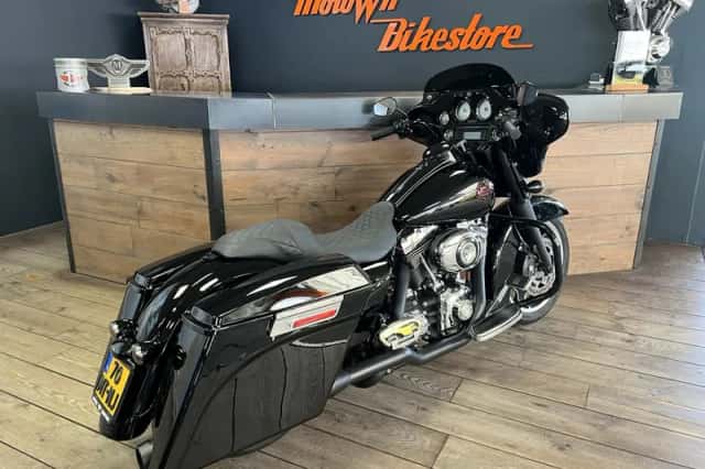 Harley-Davidson Street Glide (2009) thumbnail 2