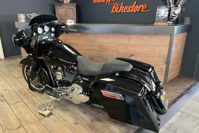Harley-Davidson Street Glide (2009) thumbnail 4