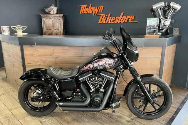 Harley-Davidson 103 Dyna Streetbob Club Style Vance Hines Exhaust (2014) thumbnail 1
