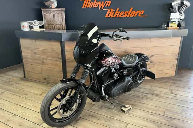Harley-Davidson 103 Dyna Streetbob Club Style Vance Hines Exhaust (2014) thumbnail 5