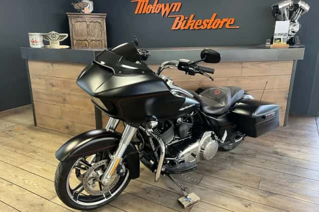 Harley-Davidson Road Glide (2015) thumbnail 5