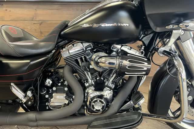 Harley-Davidson Road Glide (2015) thumbnail 6