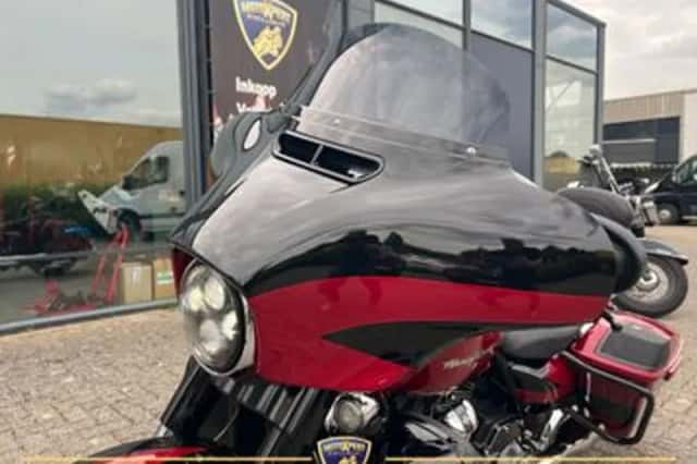 Harley-Davidson Street Glide (2017) thumbnail 5