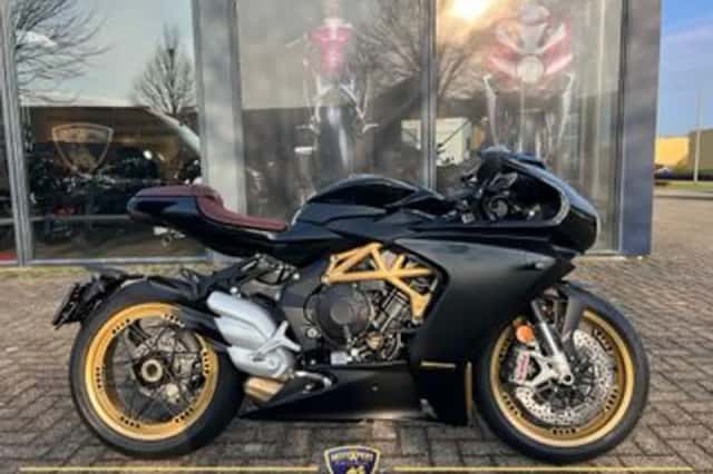 MV Agusta Superveloce 800 (2025) thumbnail 1