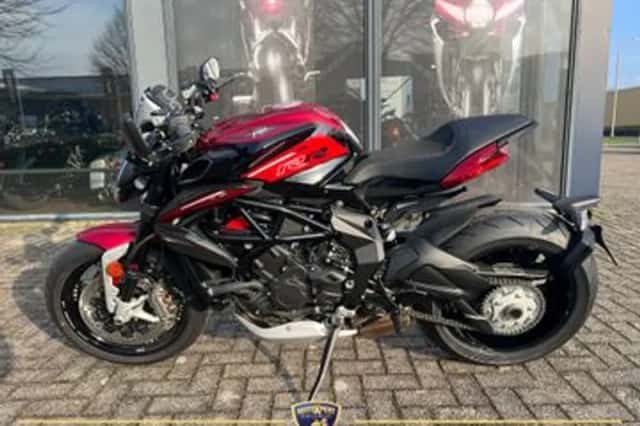 MV Agusta Dragster 800 (2025) thumbnail 2