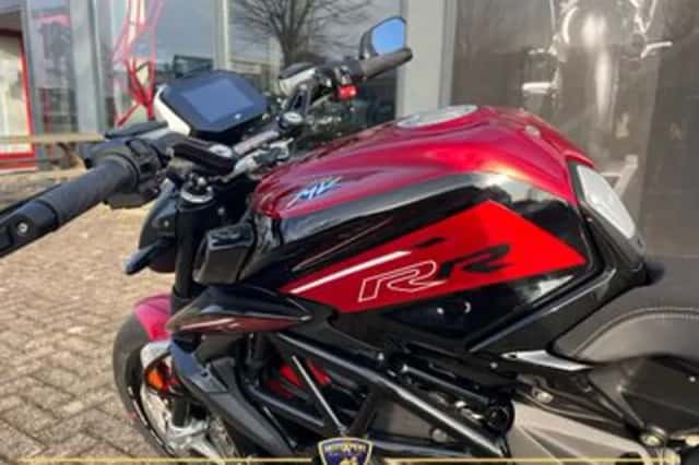 MV Agusta Dragster 800 (2025) thumbnail 3