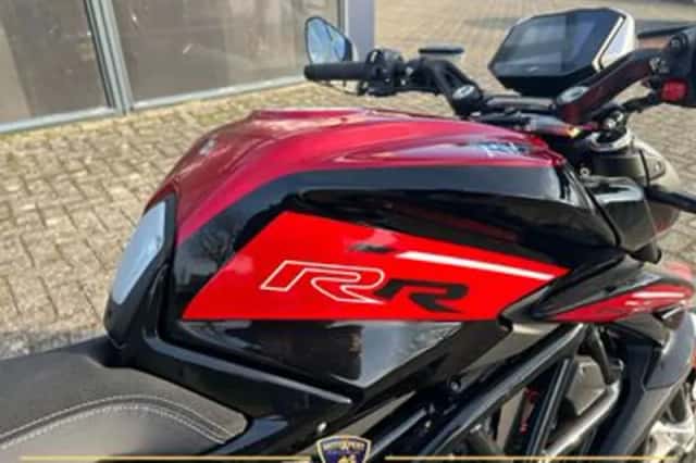 MV Agusta Dragster 800 (2025) thumbnail 4
