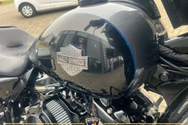 Harley-Davidson Street Glide (2021) thumbnail 4