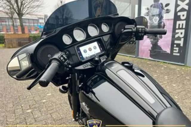 Harley-Davidson Street Glide (2022) thumbnail 4