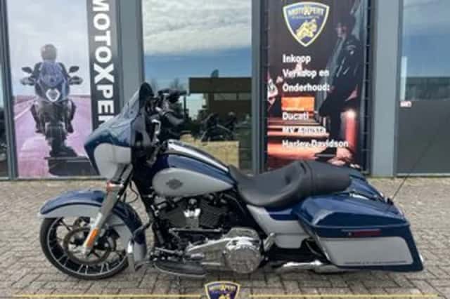 Harley-Davidson Street Glide (2023) thumbnail 2