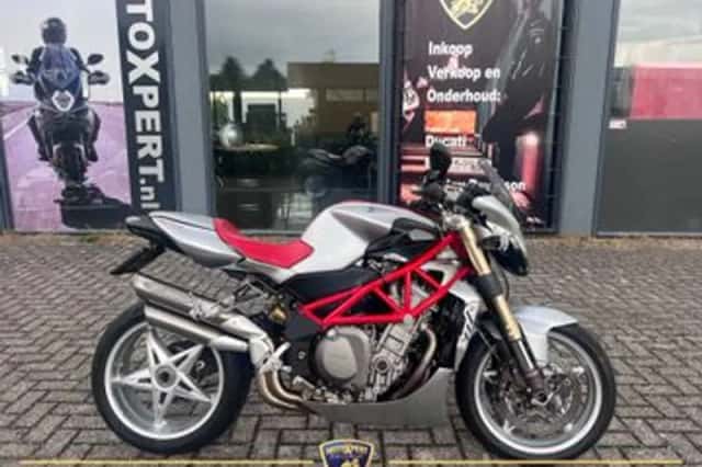 MV Agusta Brutale 910 (2006) thumbnail 1