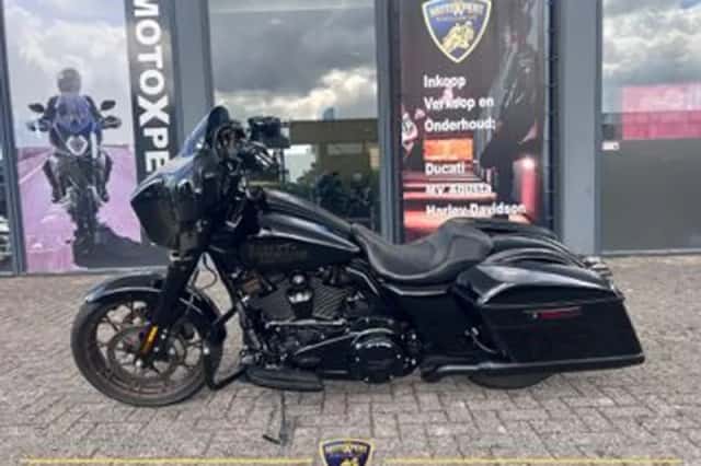 Harley-Davidson Street Glide ST (2023) thumbnail 2