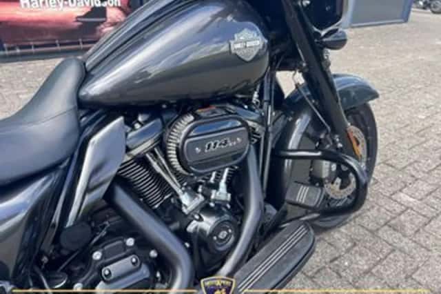 Harley-Davidson Street Glide (2022) thumbnail 3