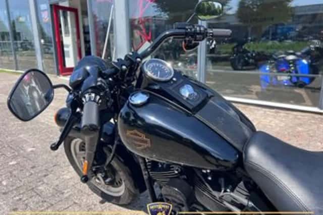 Harley-Davidson FAT BOY S (2017) thumbnail 3