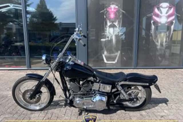 Harley-Davidson Wide Glide (1995) thumbnail 2