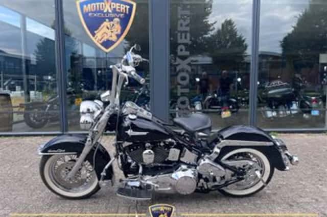 Harley-Davidson Heritage Softail Classic (1995) thumbnail 2