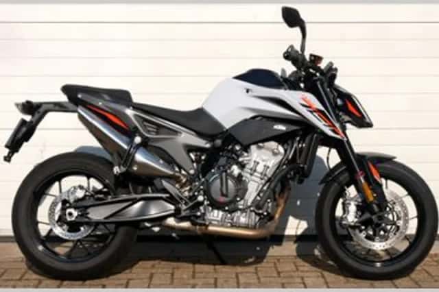 KTM 790 Duke (2025) thumbnail 4