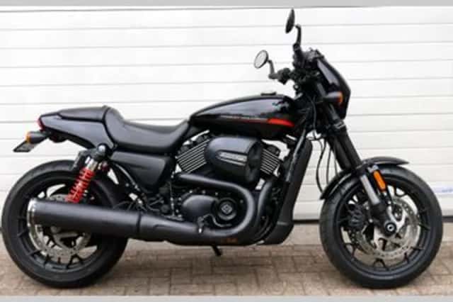 Harley-Davidson Street Rod (2019) thumbnail 1