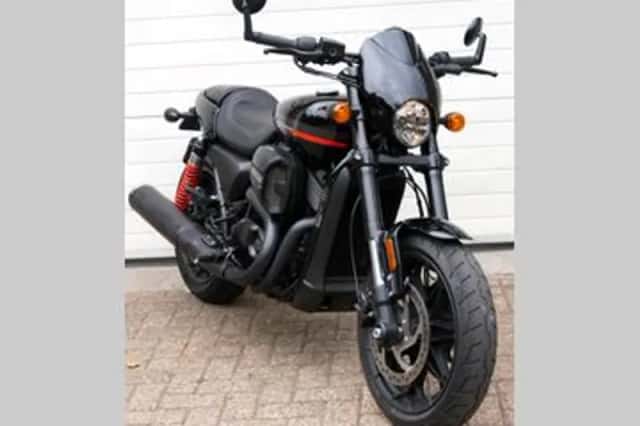 Harley-Davidson Street Rod (2019) thumbnail 3