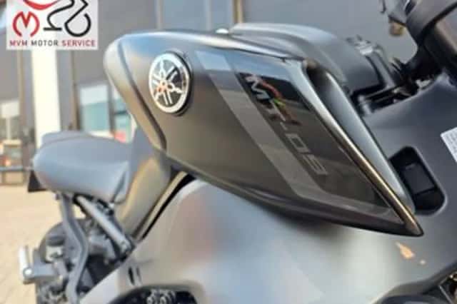 Yamaha MT-09 (2023) thumbnail 5
