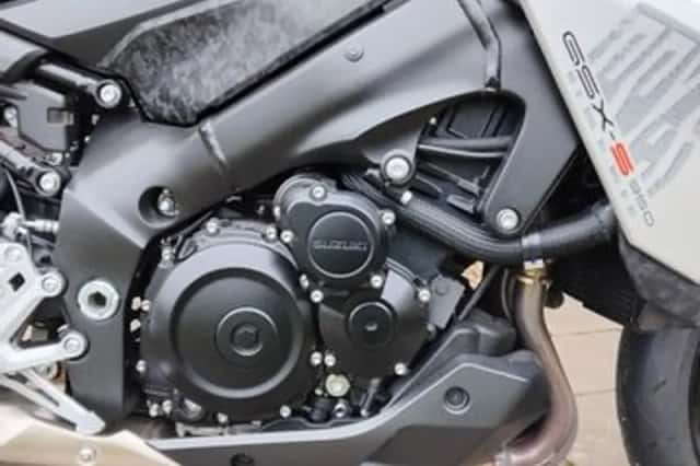 Suzuki GSX-S950 (2022) thumbnail 5