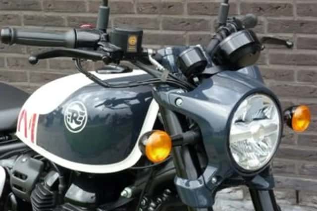 Royal Enfield Shotgun 650 (2026) thumbnail 2