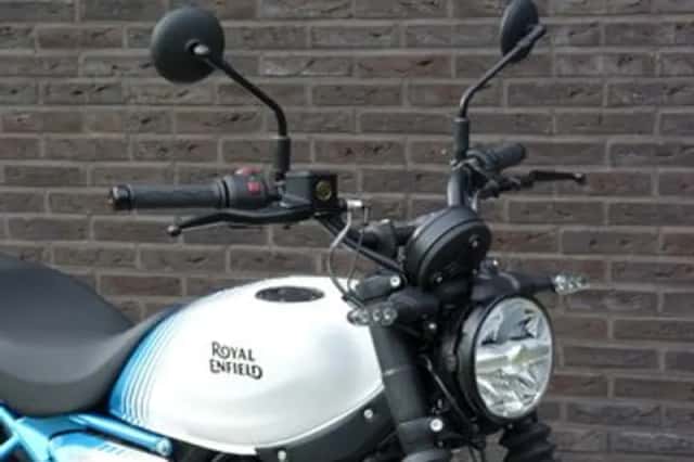 Royal Enfield Guerrilla 450 (2026) thumbnail 2