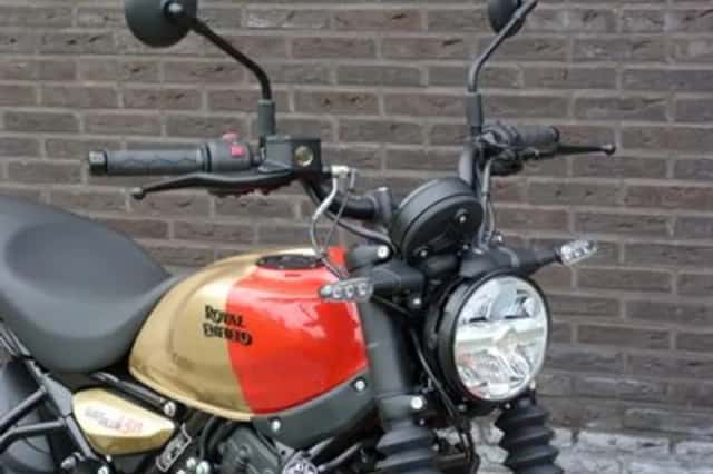 Royal Enfield Guerrilla 450 (2026) thumbnail 2