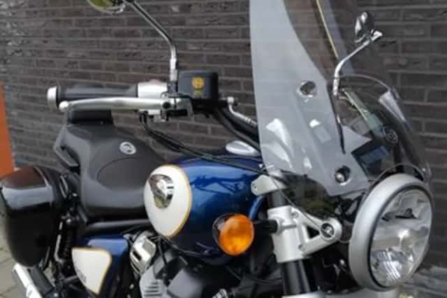 Royal Enfield Super Meteor 650 (2026) thumbnail 2