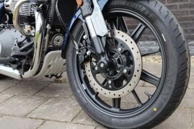 Royal Enfield Super Meteor 650 (2026) thumbnail 3