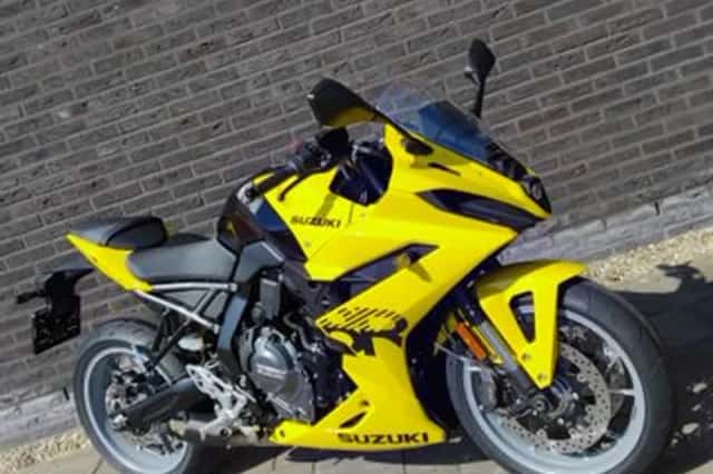 Suzuki GSX-8R (2026) thumbnail 1