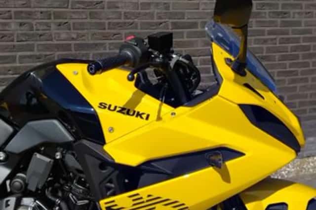 Suzuki GSX-8R (2026) thumbnail 4