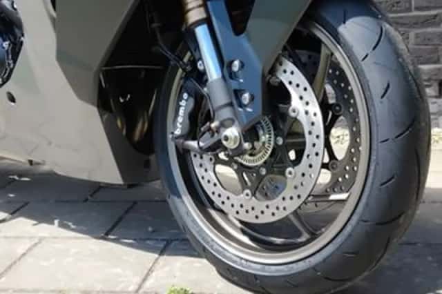 Suzuki GSX-S1000GT (2026) thumbnail 3