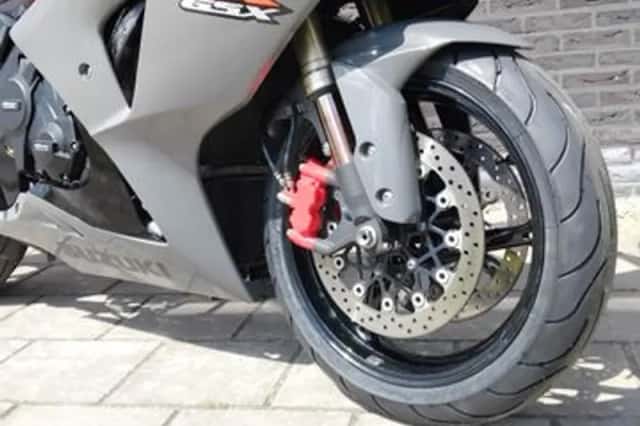 Suzuki GSX-R1000 (2009) thumbnail 3