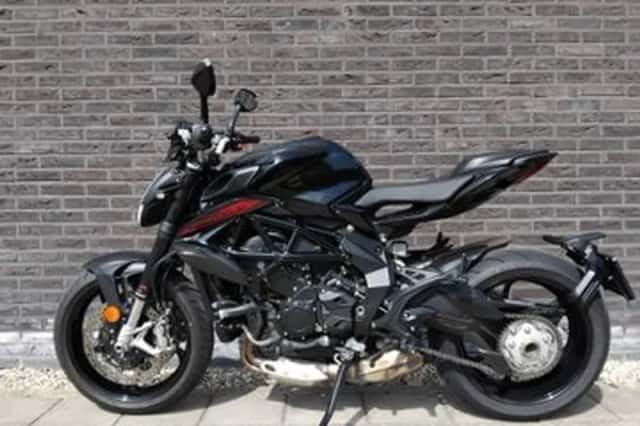 MV Agusta Brutale 800 (2024) thumbnail 2