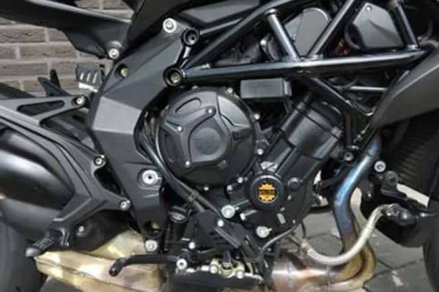 MV Agusta Brutale 800 (2024) thumbnail 6