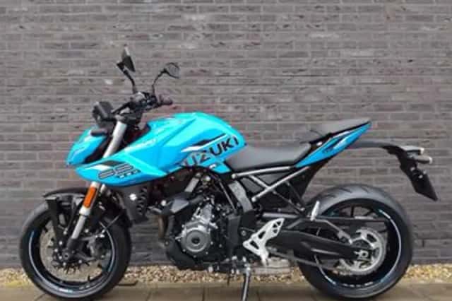 Suzuki GSX-8S (2025) thumbnail 2