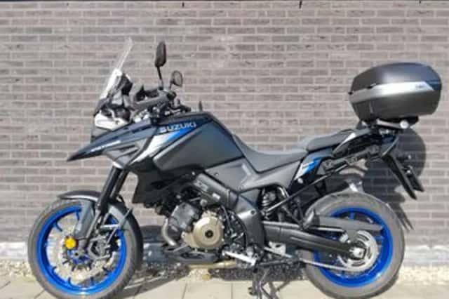 Suzuki V-Strom 1050 (2024) thumbnail 2