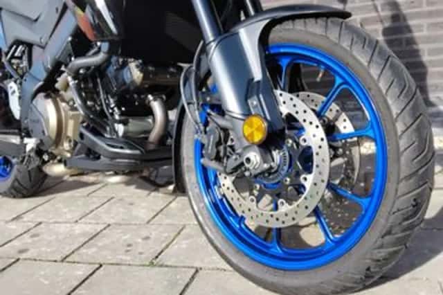 Suzuki V-Strom 1050 (2024) thumbnail 4