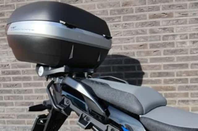 Suzuki V-Strom 1050 (2024) thumbnail 6