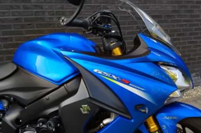 Suzuki GSX S 1000F (2017) thumbnail 3