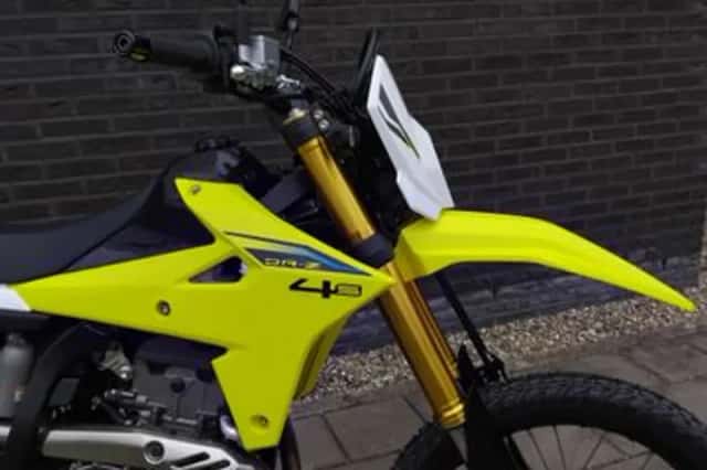 Suzuki DR Z4S (2026) thumbnail 3