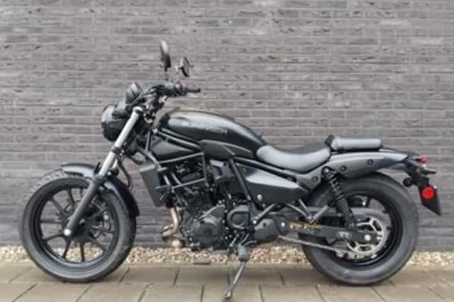 Kawasaki Eliminator 500 (2024) thumbnail 2