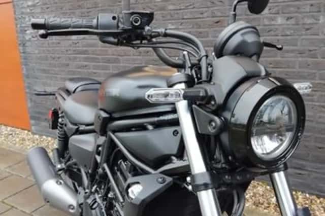 Kawasaki Eliminator 500 (2024) thumbnail 4