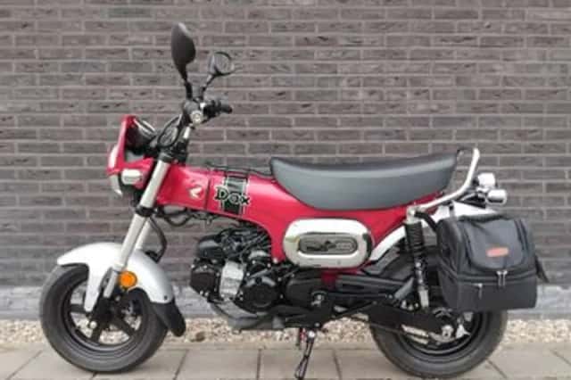 Honda ST 125 DAX (2024) thumbnail 2