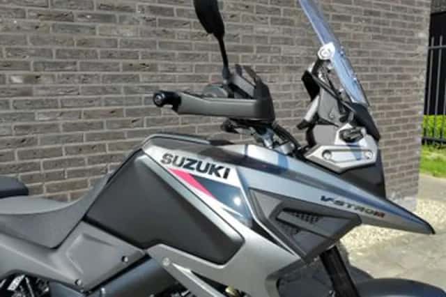 Suzuki V-Strom 1050 (2026) thumbnail 3