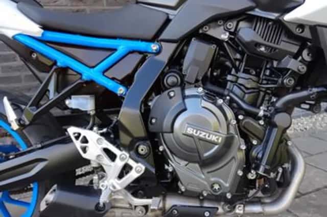Suzuki GSX-8S (2024) thumbnail 6
