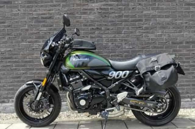Kawasaki Z900RS (2018) thumbnail 2