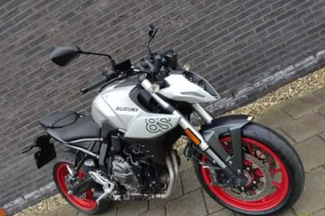Suzuki GSX-8S (2025) thumbnail 1